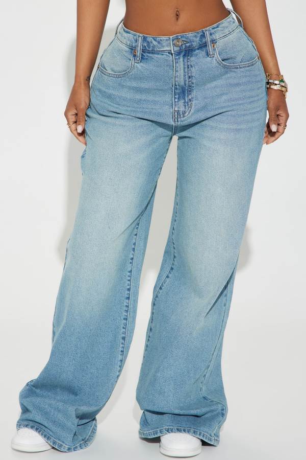 Light Wash Fashion Nova On The Loose Baggy Women Jeans USA | 872043UPL