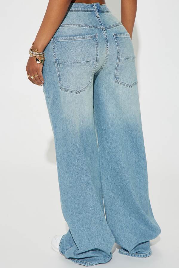 Light Wash Fashion Nova On The Loose Baggy Women Jeans USA | 872043UPL