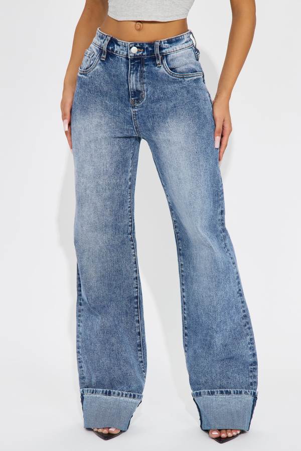 Wash Fashion Nova On My Radar Cuffed Straight Leg Women Jeans USA | 843679UDX